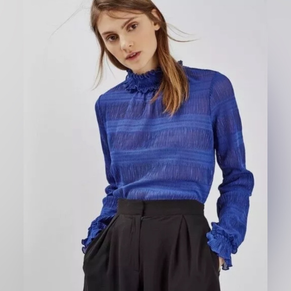 NWT Topshop Mockneck Ruffle Plisse Blouse